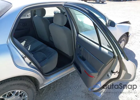 2002 Buick Century Custom из США, поврежденный, VIN 2G4WS52J321269152